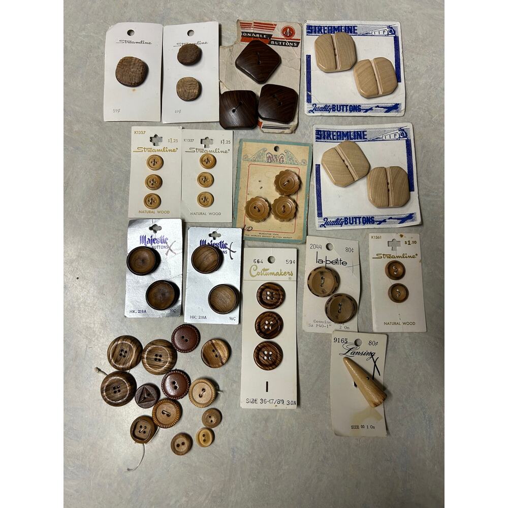 Vintage Wood Buttons Assorted Sizes,‎ Shapes and Brands